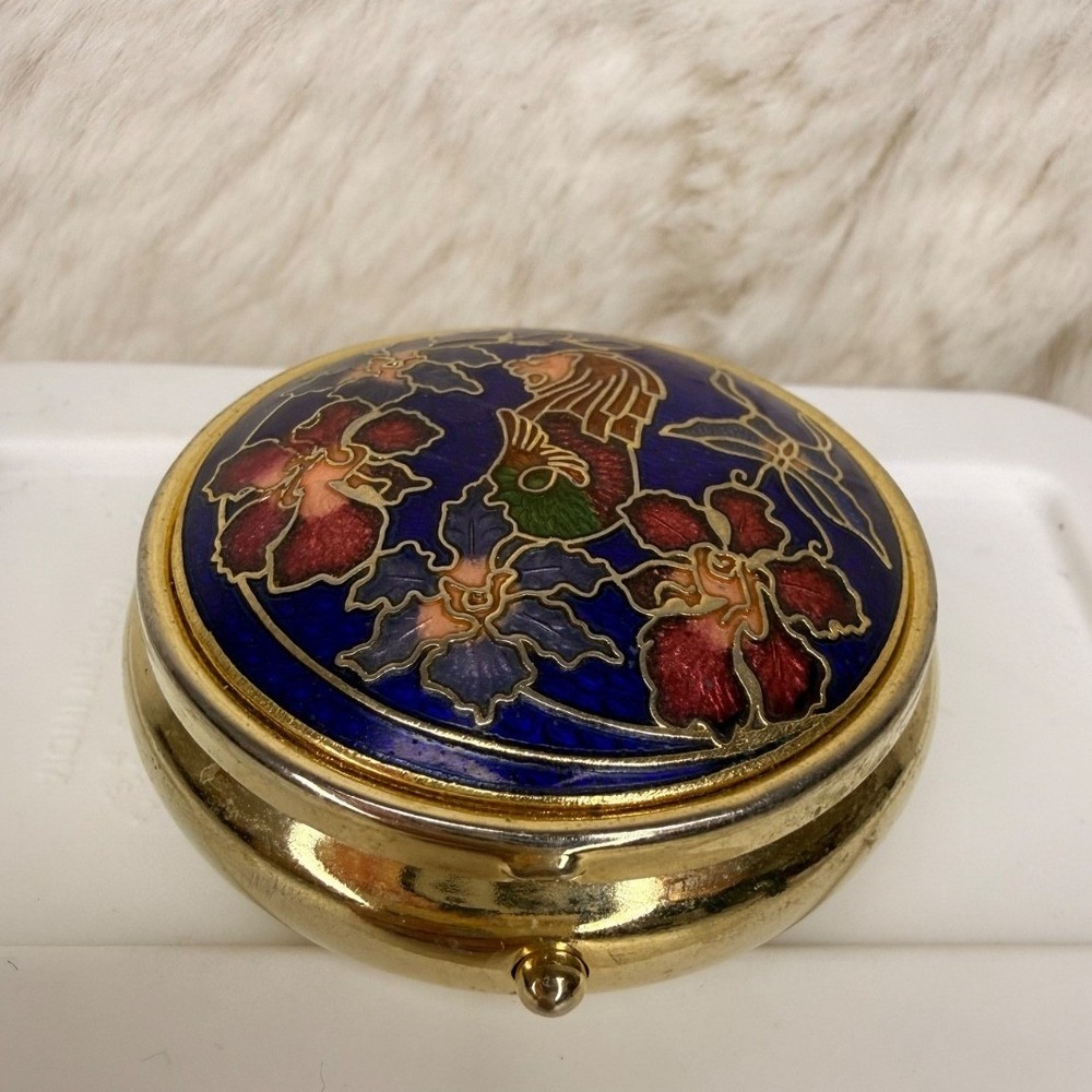 Beautiful Singapore Cloisonné Orchids and Merlion Pill Box with 3 Compartments